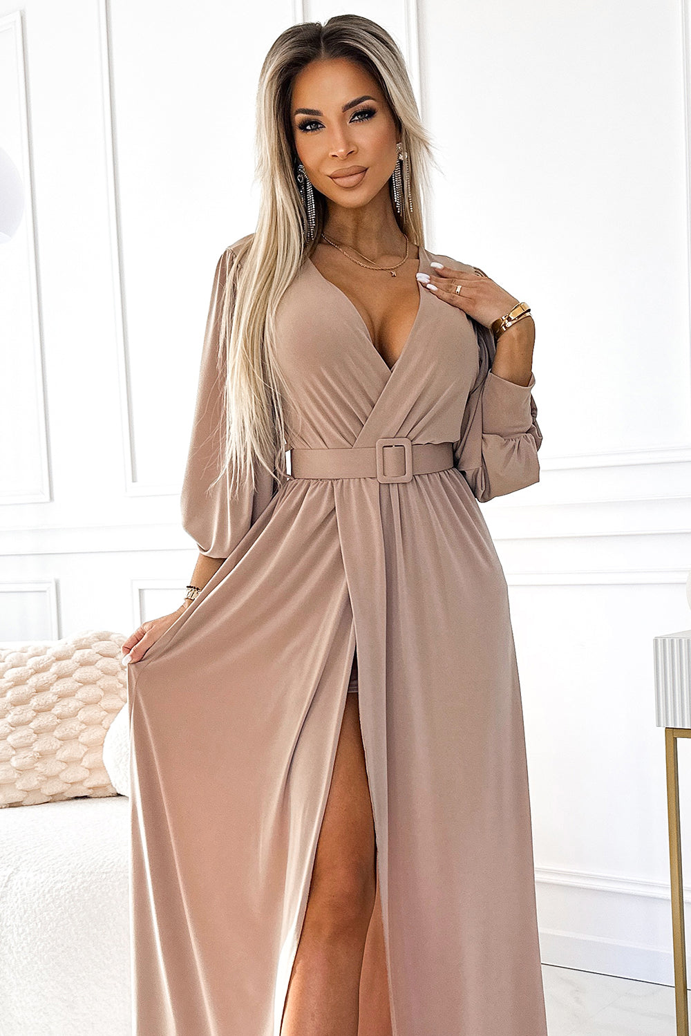 Long dress with a wide belt and neckline - beige