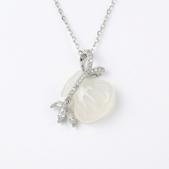 925 Sterling Silver Elegant Silver Shell Pendant Necklace with Shimmering Stone Accents