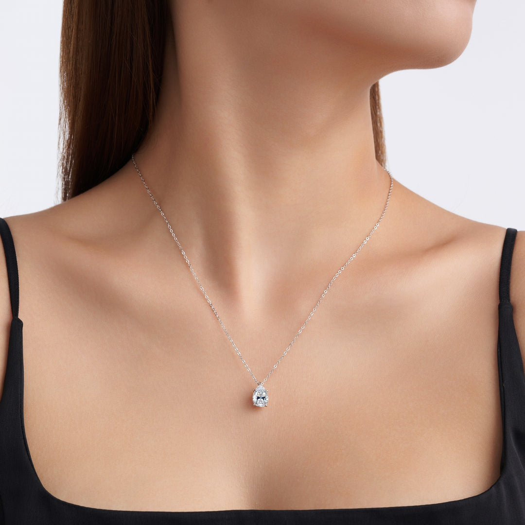 Luxury Minimalist Pear-Shaped Moissanite Pendant Necklace – Gold-Plated S925 Silver