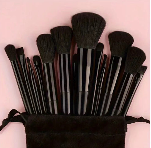 ✨ Cloth Bag Portable 13-Piece Soft Hair Makeup Brush Set 💄