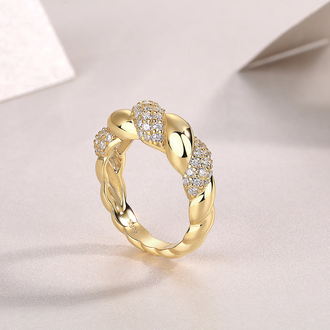💍 Engraved Minimalist Moissanite Ring – Gold-Plated S925 Silver (4.8g, Sizes 5–9) 💍