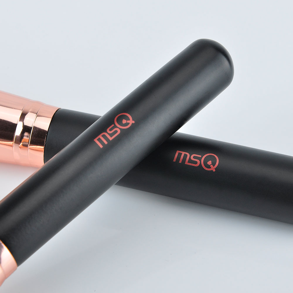 ✨ Rose Gold Makeup Brush — Elegant Beauty Tool 💄✨