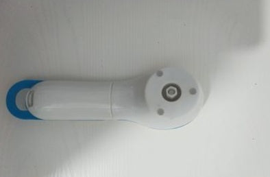 🧼💆‍♀️ Electric Facial Cleansing Brush – Deep Clean Skin Care Device (V-Face & Exfoliation Tool)