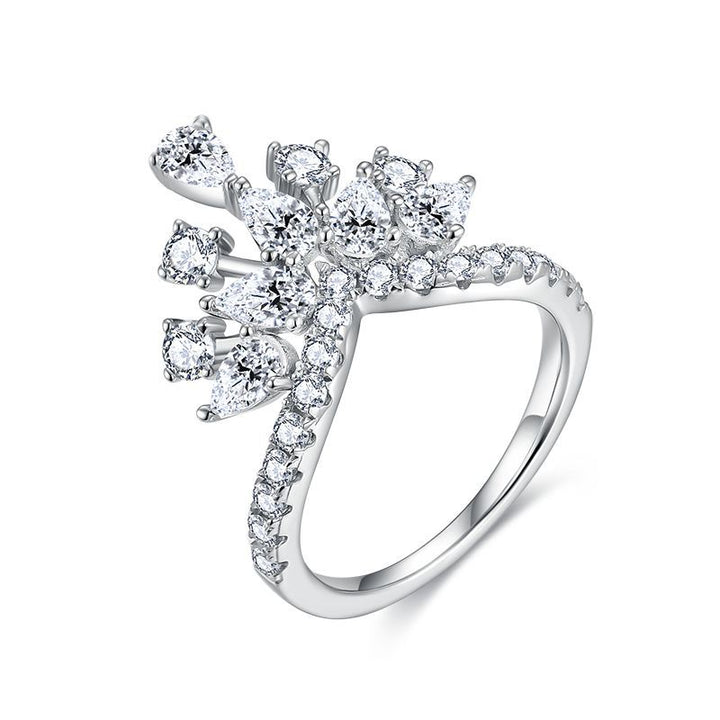 💍 Wave Queen Moissanite Ring – Platinum-Plated S925 Silver (Sizes 5–9) 💍