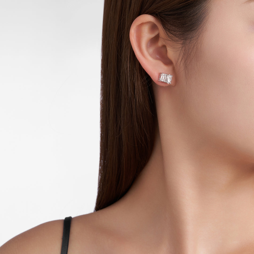 Luxury Minimalist Moissanite Stud Earrings – Platinum-Plated S925 Silver