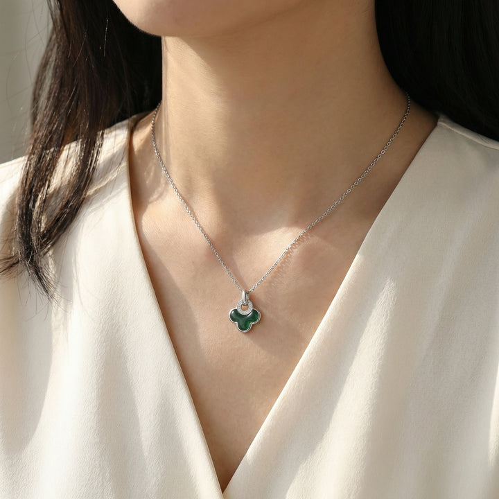 925 Sterling Silver Green Clover Necklace – Malachite Pendant with Diamond Halo