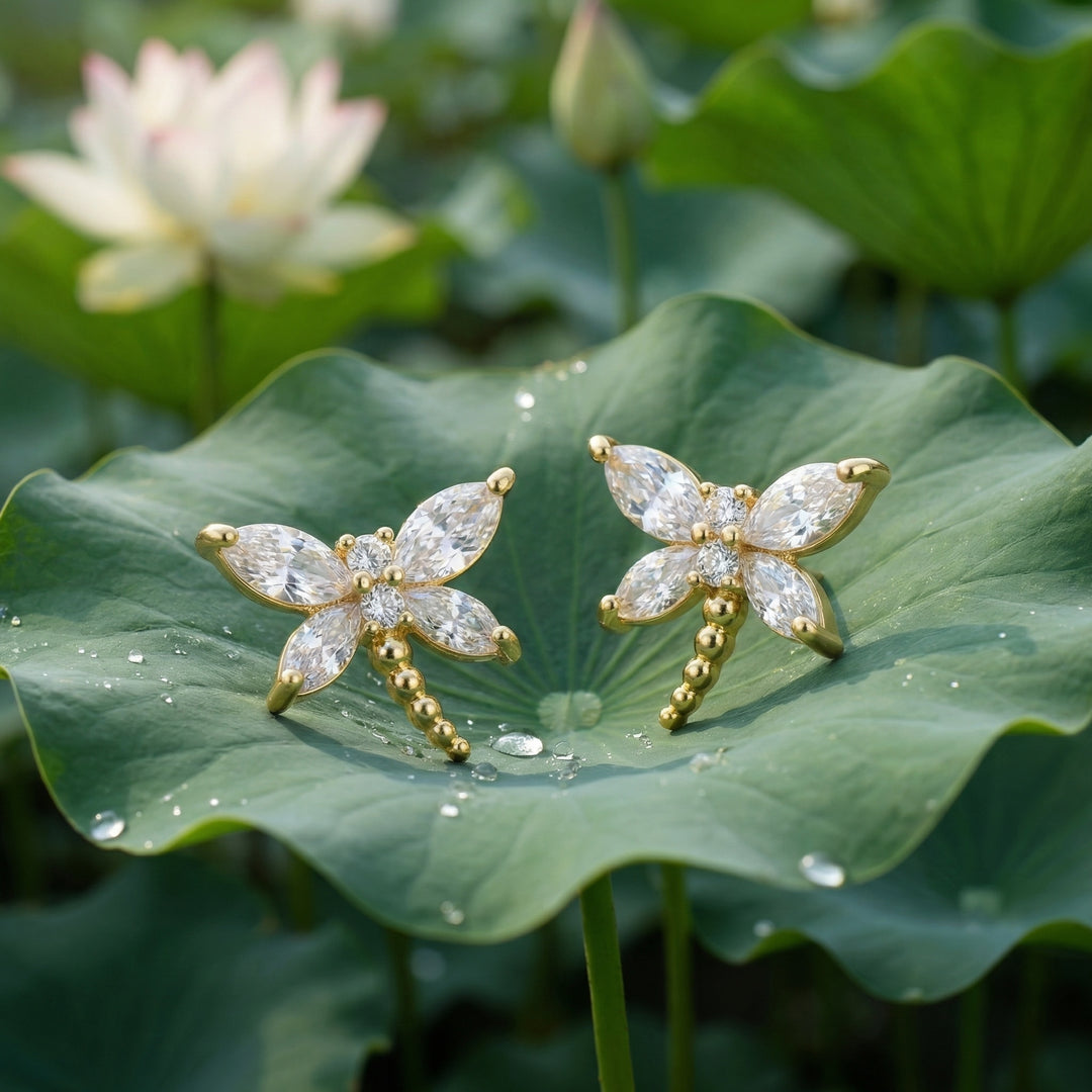 ✨ 925 Sterling Silver Sparkling Marquise Crystal Dragonfly Stud Earrings – Gilded Finish ✨