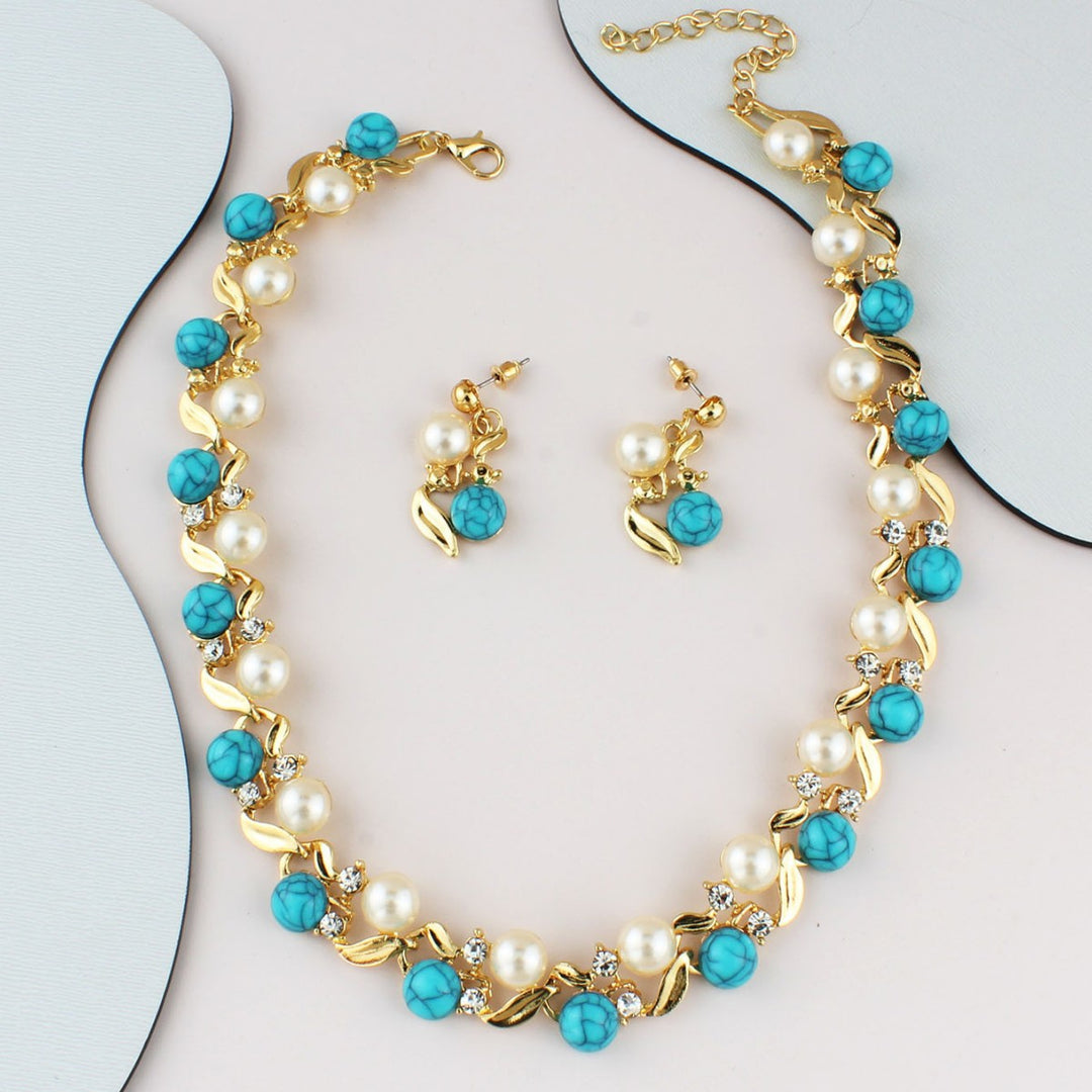 Women’s Pearl & Turquoise Necklace & Earrings Set – Versatile Elegant Jewelry