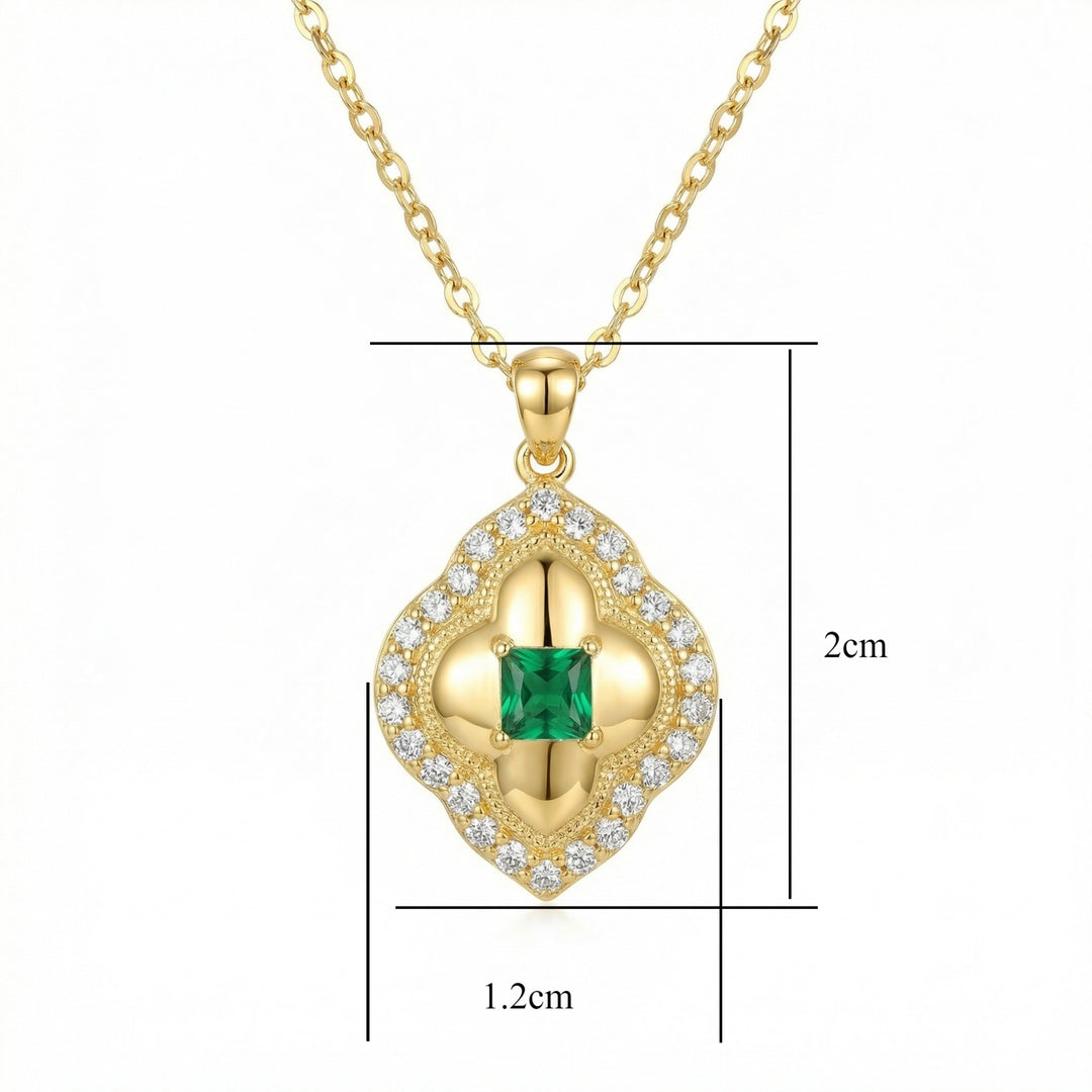 💚 925 Sterling Silver Emerald Quatrefoil Necklace