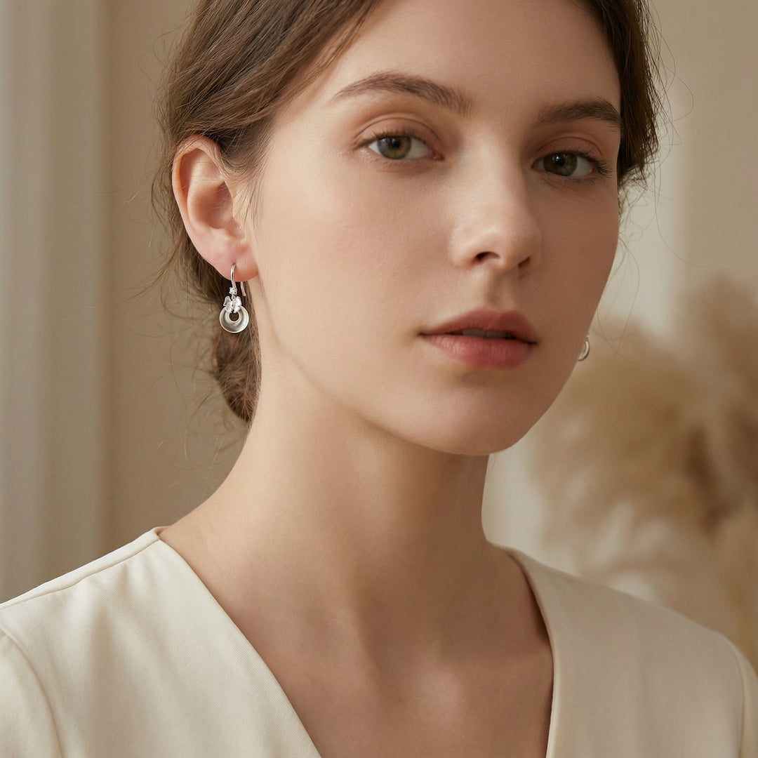 925 Sterling Silver Elegant Bow Earrings with Clear Crystal Ring Pendants