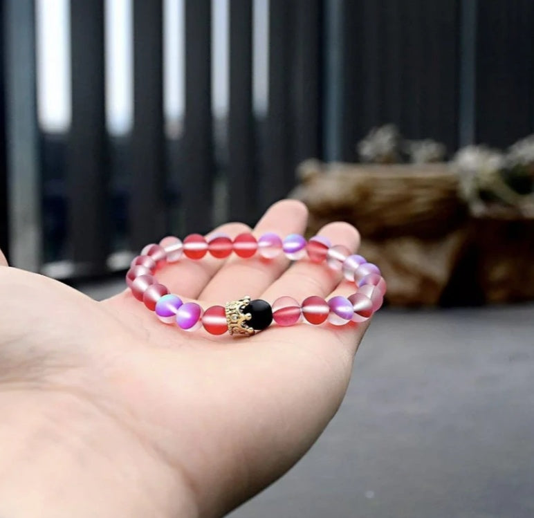 Crown Couple Glass Bead Bracelet