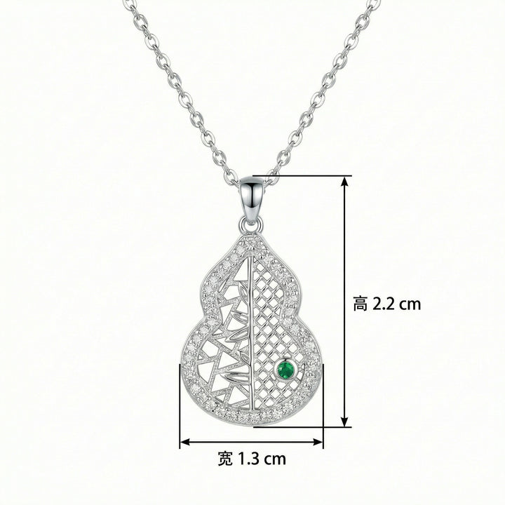 ✨ 925 Sterling Silver Hulu Gourd Necklace with Green Gemstone