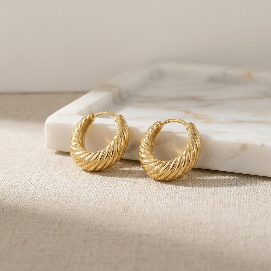 ✨ 925 Sterling Silver Twisted Ribbon Chunky Hoop Earrings – Croissant Design ✨