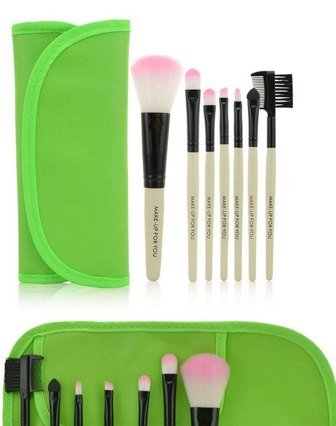 ✨ 7-Piece Makeup Brush Set with Bag — Portable Beauty Tools 💄