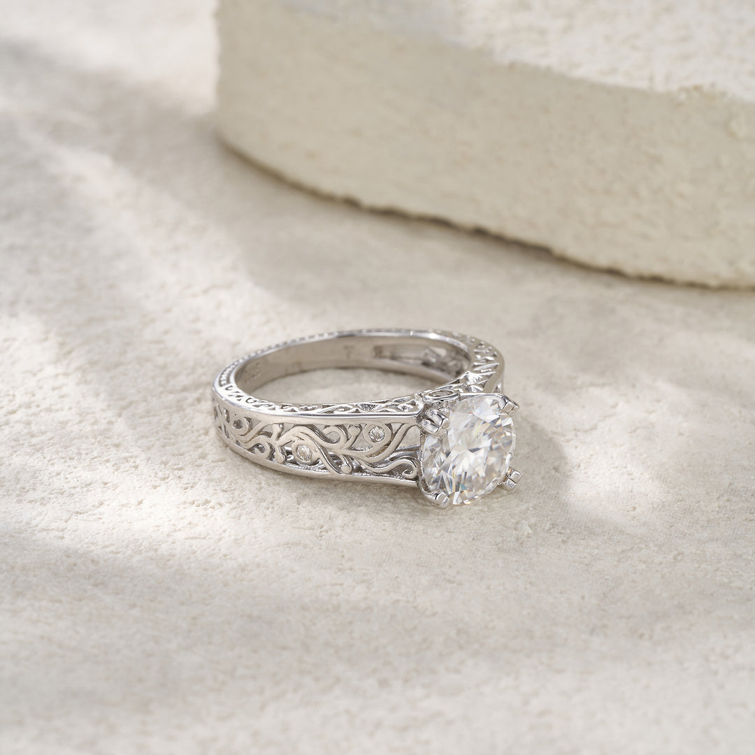 💍 2-Carat Moissanite Minimalist Ring – Platinum-Plated S925 Silver (3.5g, Sizes 5–9) 💍