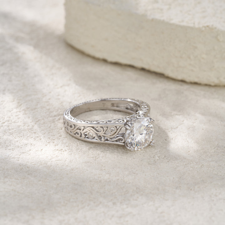💍 2-Carat Moissanite Minimalist Ring – Platinum-Plated S925 Silver (3.5g, Sizes 5–9) 💍