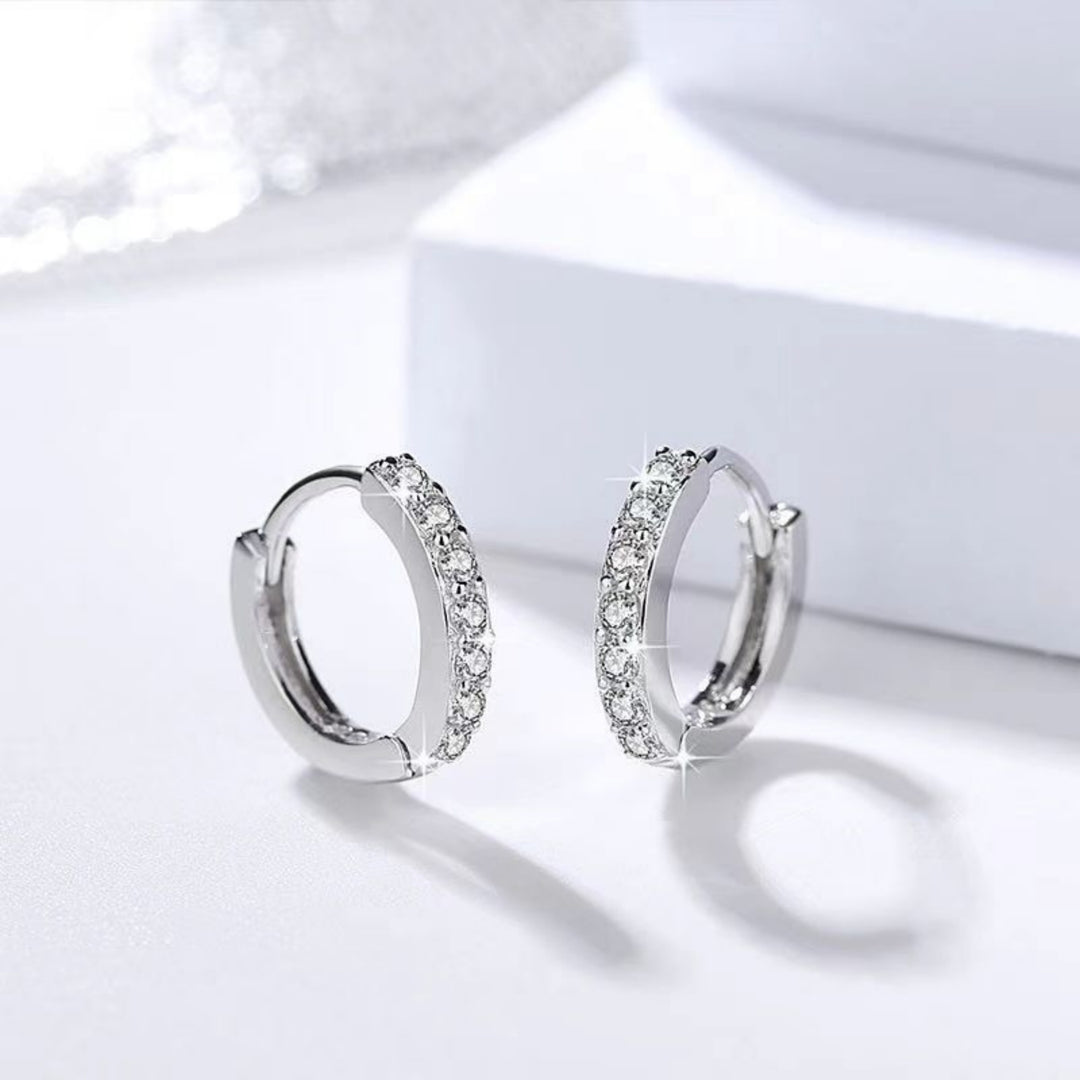 ✨ 925 Sterling Silver Minimalist Round Diamond Stud Earrings – Korean Style Everyday Chic ✨