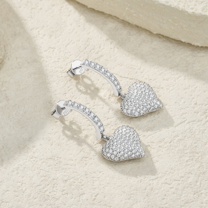uxury Minimalist Heart Drop Moissanite Earrings – Platinum-Plated S925 Silver
