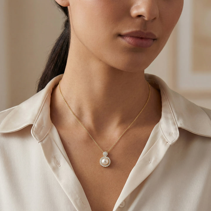 ✨ 925 Sterling Silver Pearl Halo Necklace