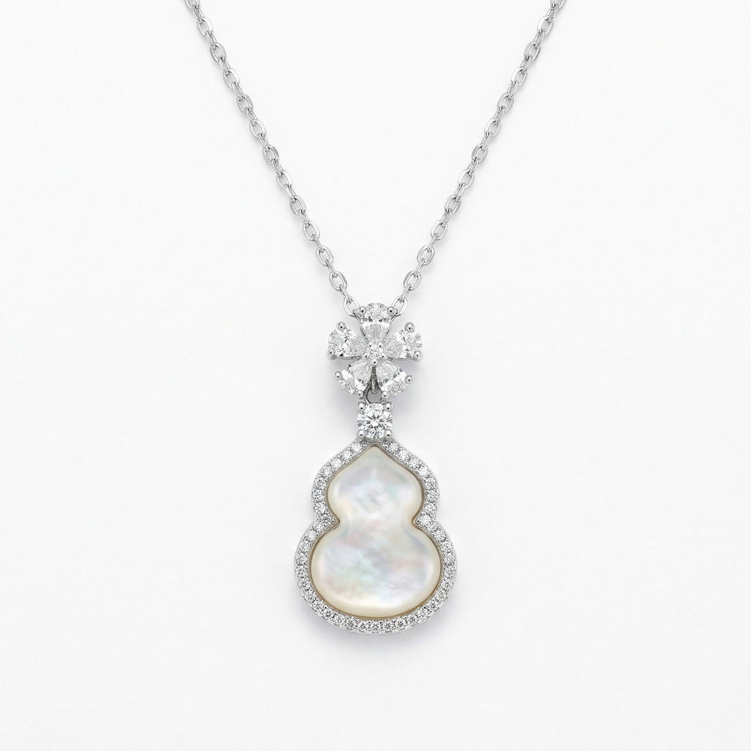 ✨ 925 Sterling Silver Mother of Pearl Hulu Necklace