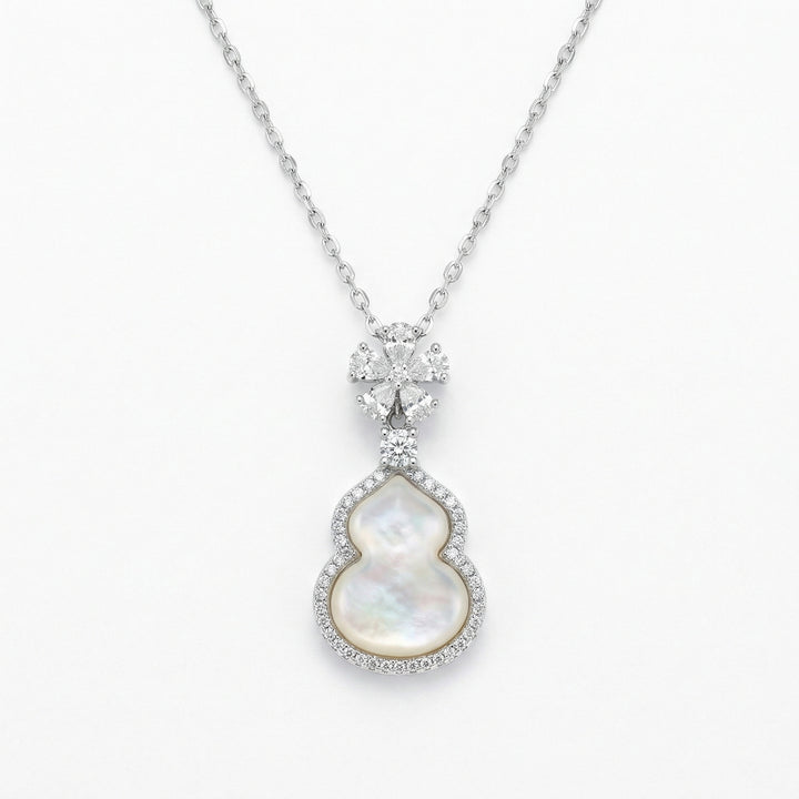 ✨ 925 Sterling Silver Mother of Pearl Hulu Necklace