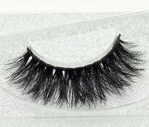 👁️✨ Faux Aurelia Eye Lashes – Soft Glam Wispy False Eyelashes