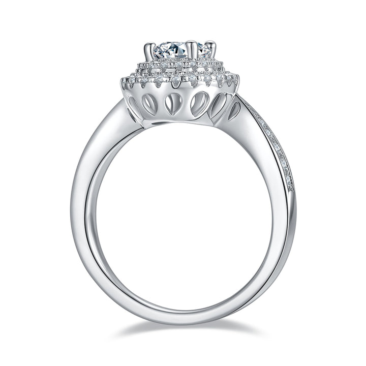 💍 Egg-Shaped Moissanite Ring – Platinum-Plated S925 Silver (5×7 mm, Sizes 5–9) 💍