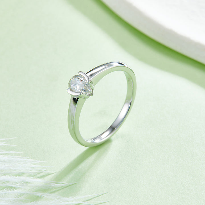 💍 Pear-Shaped Moissanite Ring – Platinum-Plated S925 Silver (4×6 mm, 2g, Sizes 5–9) 💍