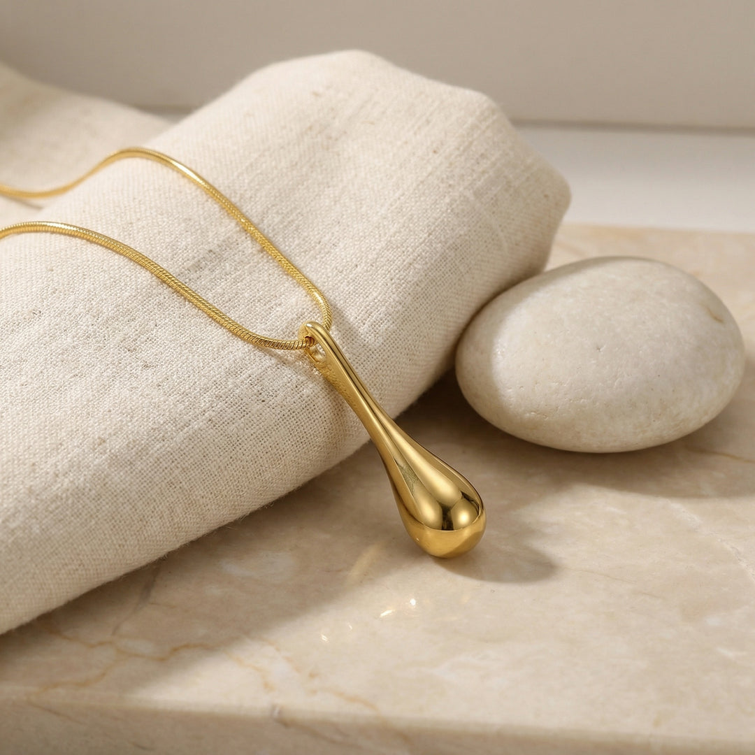 ✨ 925 Sterling Silver Minimalist Teardrop Necklace