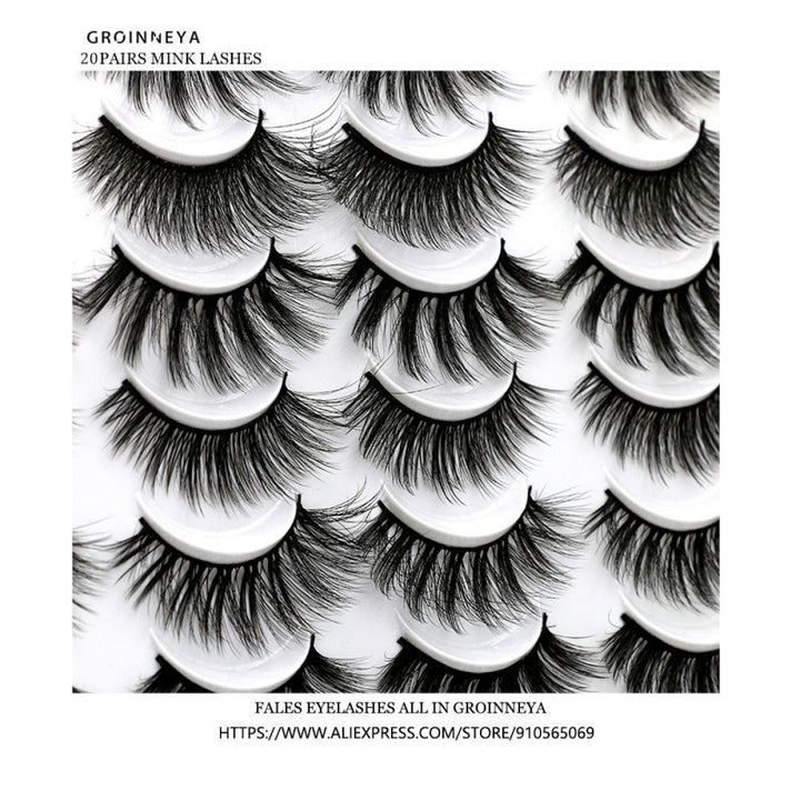 👁️✨ Self-Adhesive False Eyelashes – European & American Style (20 Pairs Set)