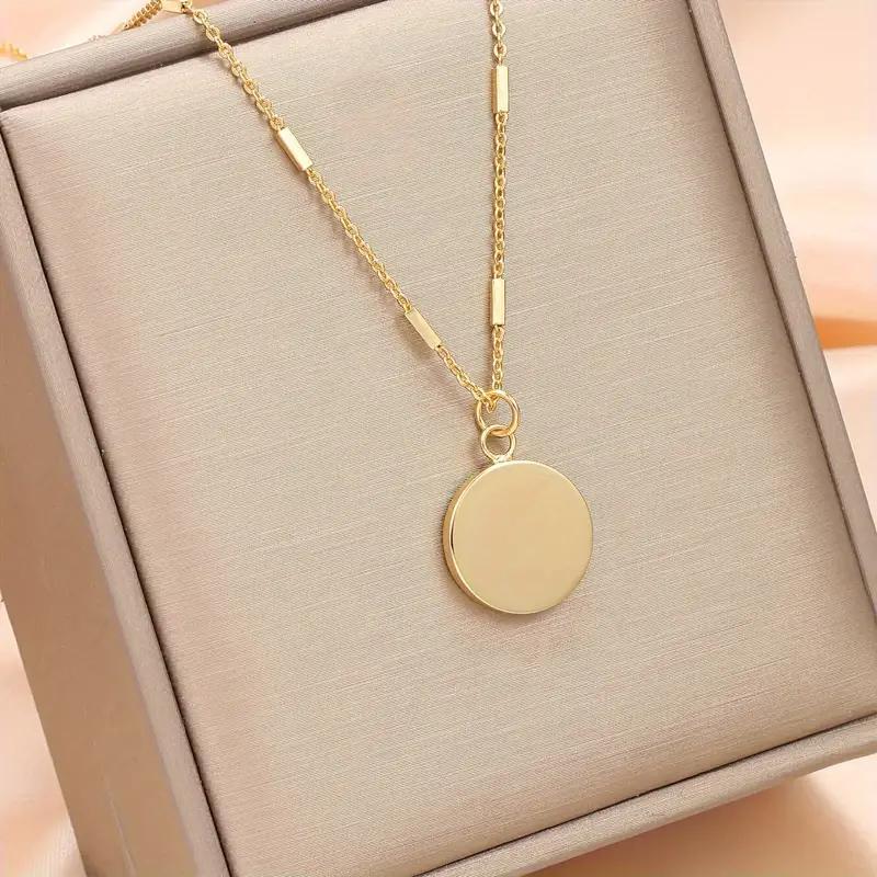 Women’s Gold Pendant Necklace – Stylish Versatile Sweater Chain