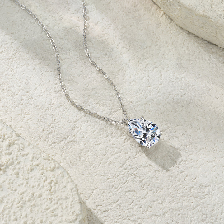 Luxury Minimalist Pear-Shaped Moissanite Pendant Necklace – Gold-Plated S925 Silver