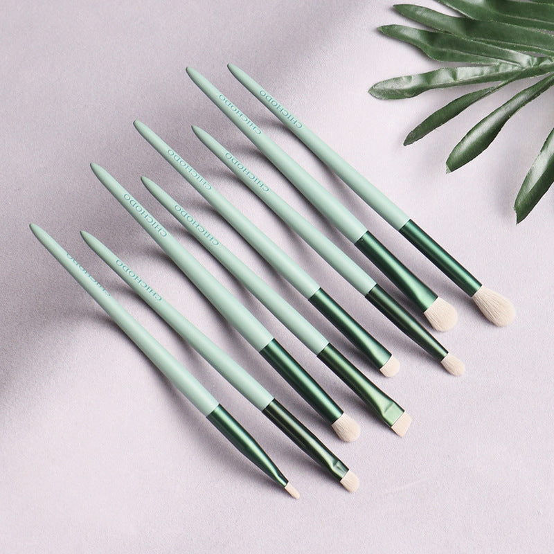 ✨ Green 13-Piece Makeup Brush Set — Foundation & Eye Beauty Tools 💄💚