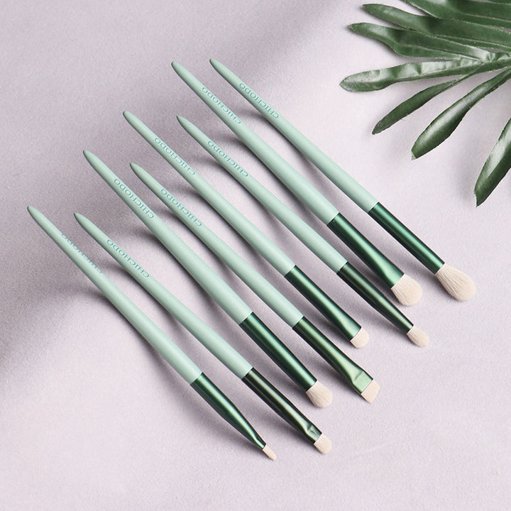 ✨ Green 13-Piece Makeup Brush Set — Foundation & Eye Beauty Tools 💄💚