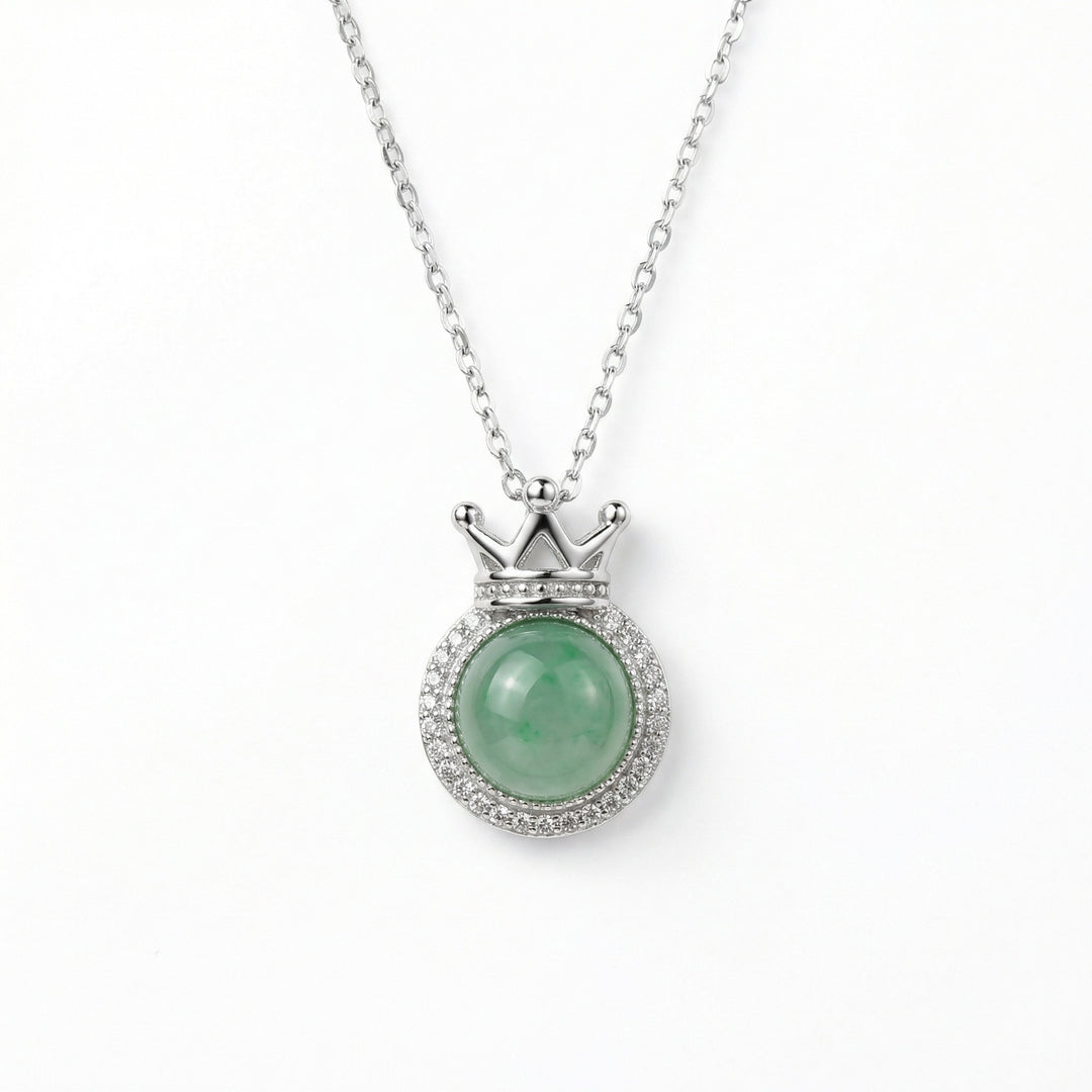 925 Sterling Silver Crown Necklace – Elegant Green Jade Pendant with Shimmering Halo