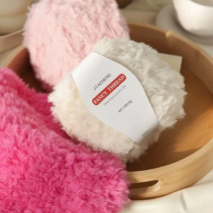 Imitation Fur Long-Haired Yarn – 400g Soft Beginner Knitting Yarn (4 Skeins Set)