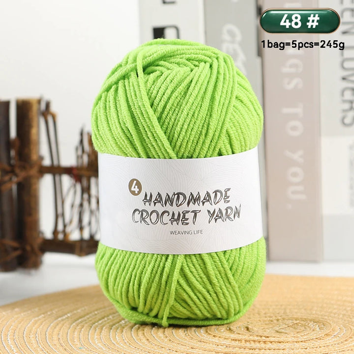 High-Quality 4-Ply Acrylic Yarn – Soft & Lightweight Knitting Yarn for Sweaters, Scarves, Coats, Gloves & DIY Crafts