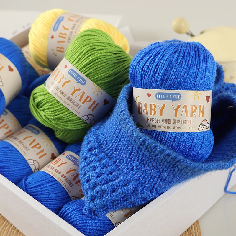 Soft Wool Blended 6-Strand Yarn – Skin-Friendly Knitting Yarn for Sweaters & Crafts