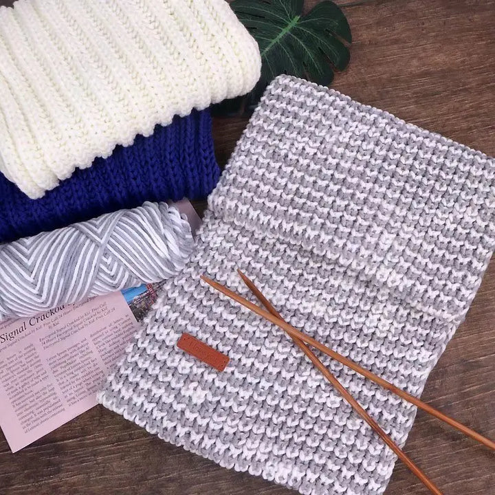 5PCS Valentine’s DIY Scarf Knitting Kit – Cotton Yarn Balls with Needles