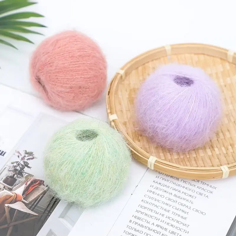 250g Long-Haired Mohair Yarn – Soft Fluffy Knitting Yarn for Sweaters, Scarves & Coats (10 Pieces/Bag)