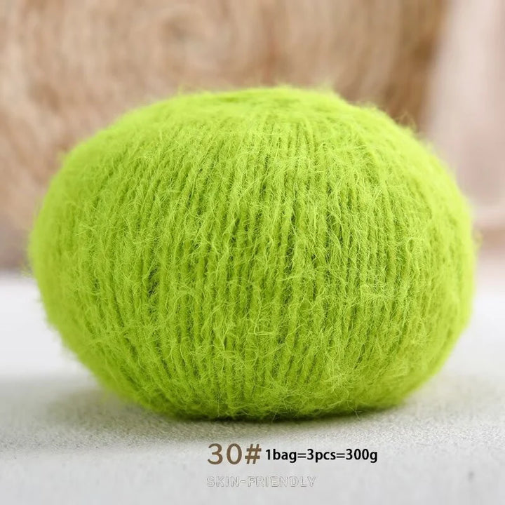 Long-Haired Solid Color Snowflake Yarn – Soft, Skin-Friendly Yarn for Sweaters, Scarves & DIY Crafts (3pcs, 300g)
