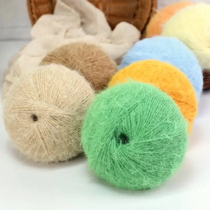 Long-Haired Solid Color Snowflake Yarn – Soft, Skin-Friendly Yarn for Sweaters, Scarves & DIY Crafts (3pcs, 300g)