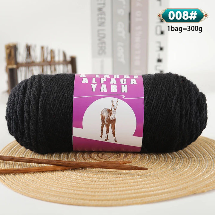 Large Skeins of Medium-Thick Alpaca Yarn – Beginner-Friendly Knitting Yarn for Sweaters, Scarves & Gloves