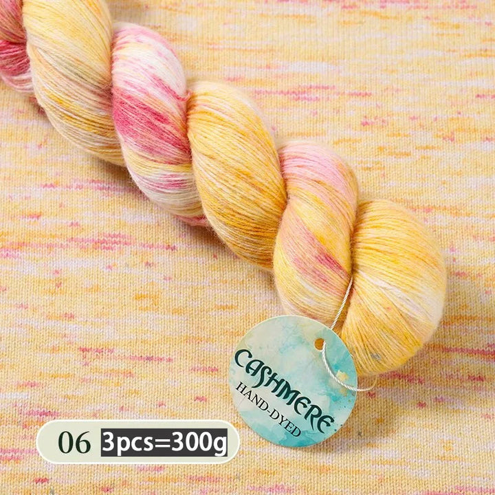 Light Luxury Hand-Dyed Cashmere Yarn – Medium-Thick Rainbow Gradient Yarn for Sweaters, Scarves & Winter Wear