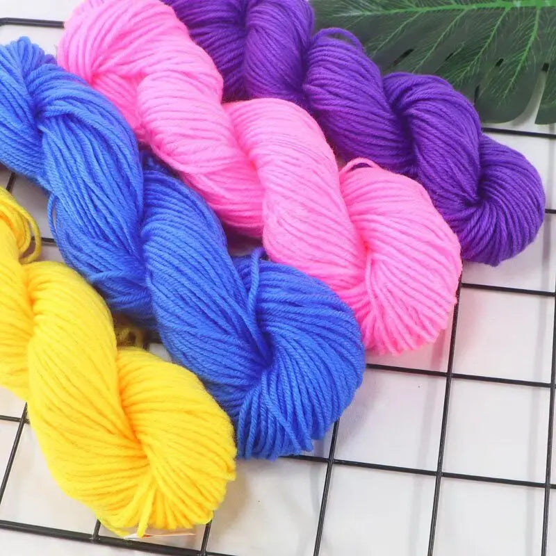 245g Medium-Thick Handmade Knitting Yarn – Multi-Purpose Yarn for Sweaters, Hats & Accessories