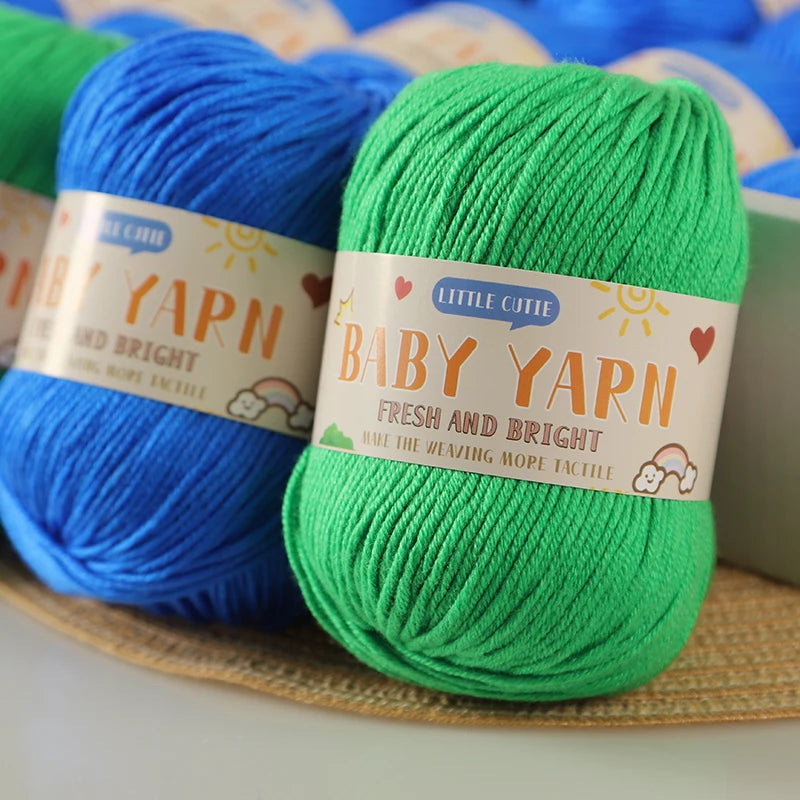 Soft Wool Blended 6-Strand Yarn – Skin-Friendly Knitting Yarn for Sweaters & Crafts