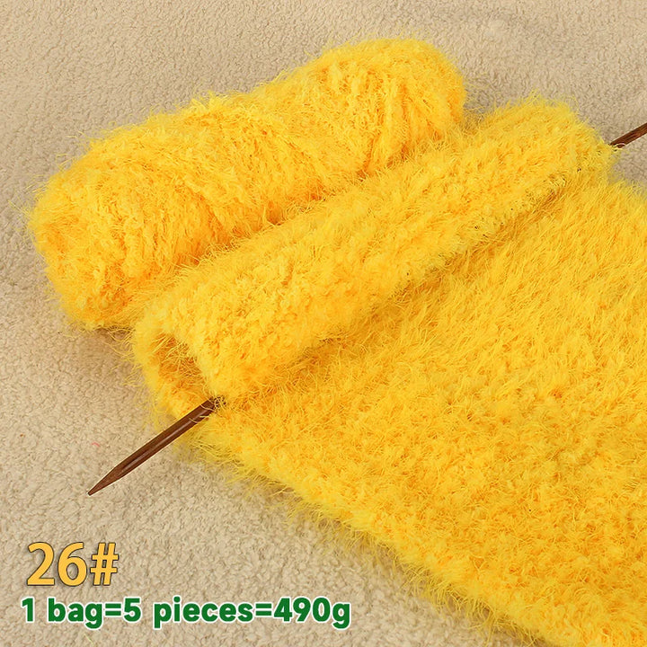 490g Imitation Fur Eyelash Yarn – Thick Roving Yarn for Sweaters, Shawls, Blankets & Cushions