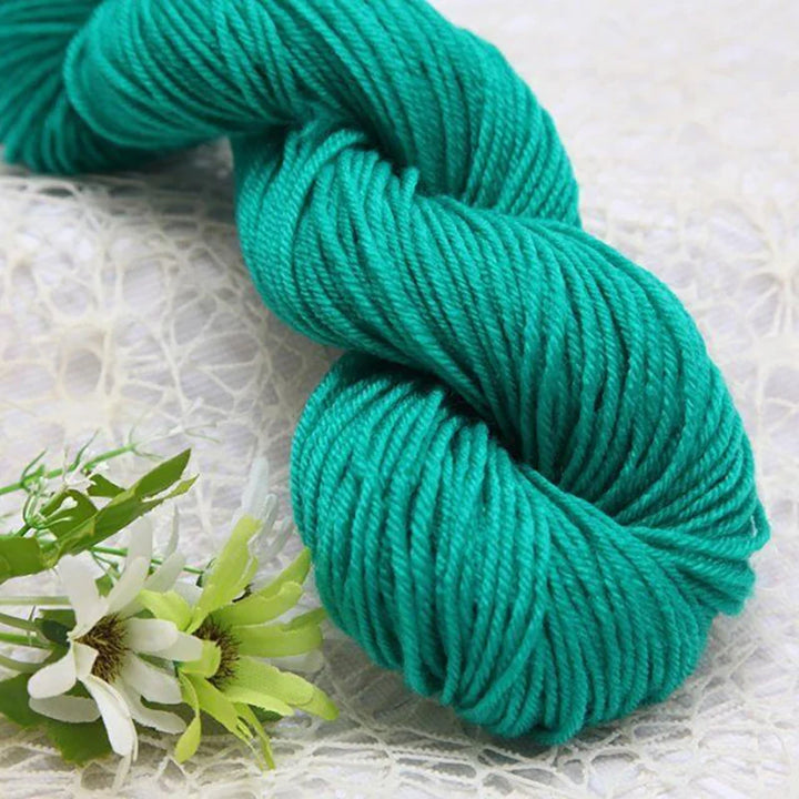 245g Medium-Thick Handmade Knitting Yarn – Multi-Purpose Yarn for Sweaters, Hats & Accessories