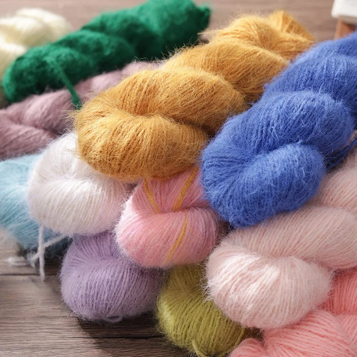 190g Colorful Gold Silk Acrylic Yarn – Medium-Thick Shiny Yarn for Bags, Cushions, Shoes & DIY Crafts