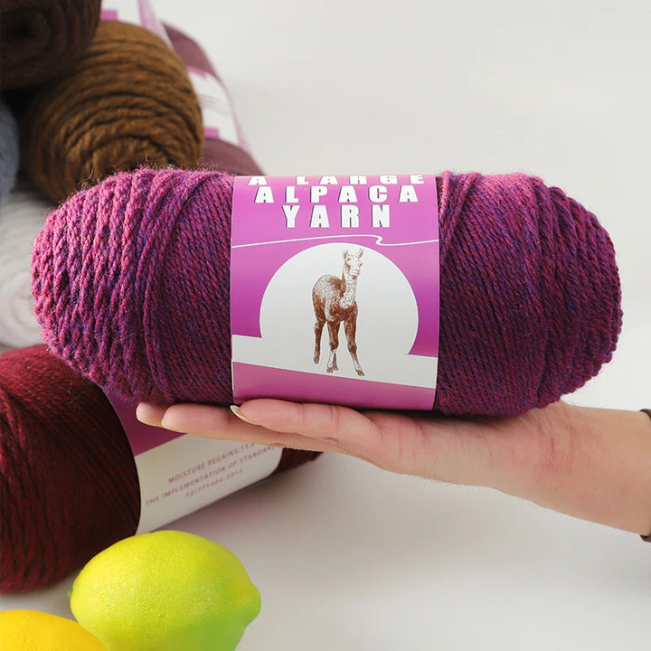 Large Skeins of Medium-Thick Alpaca Yarn – Beginner-Friendly Knitting Yarn for Sweaters, Scarves & Gloves